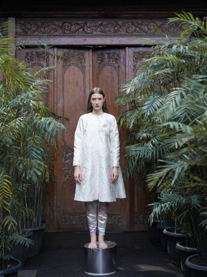 A Silver Lining Raya 19 - White Daffodil Tunic Outer
