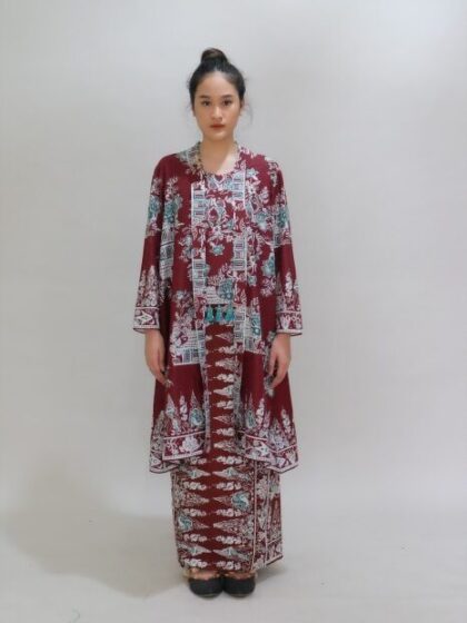 Kain Happa - Kebaya Seri Darat (Ruby)