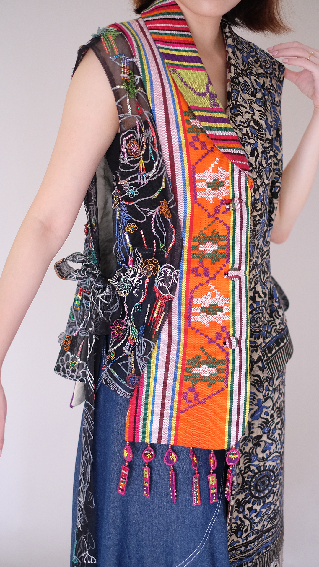 Mel Ahyar Archipelago - Rana Vest - Image 4