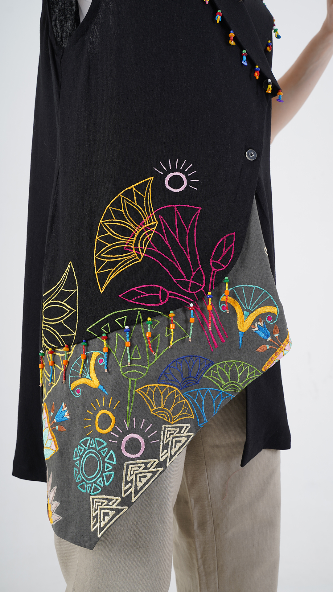 Heba Vest - Image 4