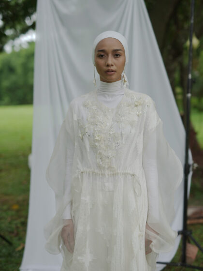 Puti Tunic