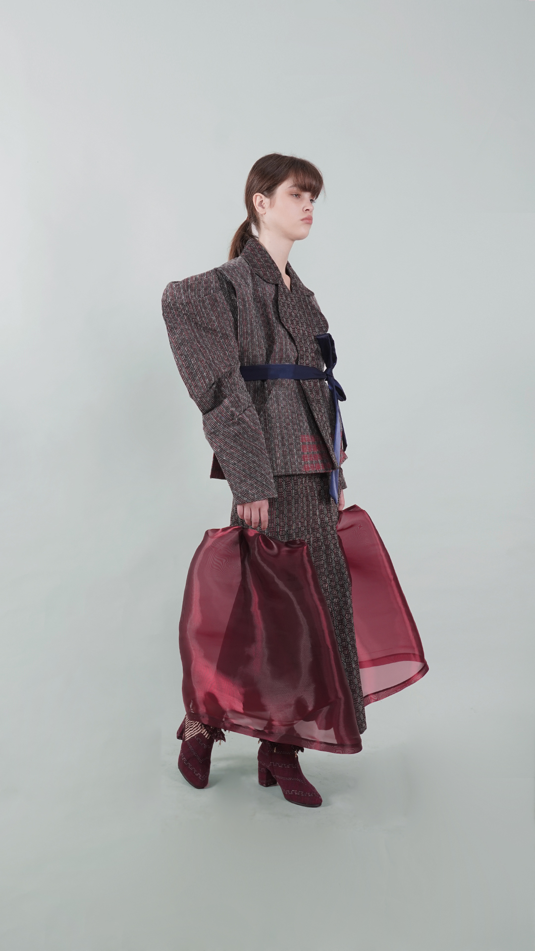 Mel Ahyar Archipelago - Nareswari Blazer Set - Image 3