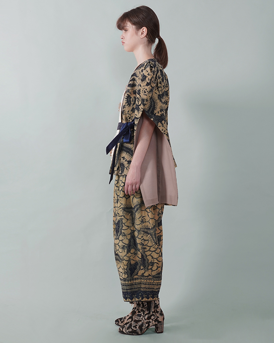 Mel Ahyar Archipelago - Kanismara Blazer Set - Image 9