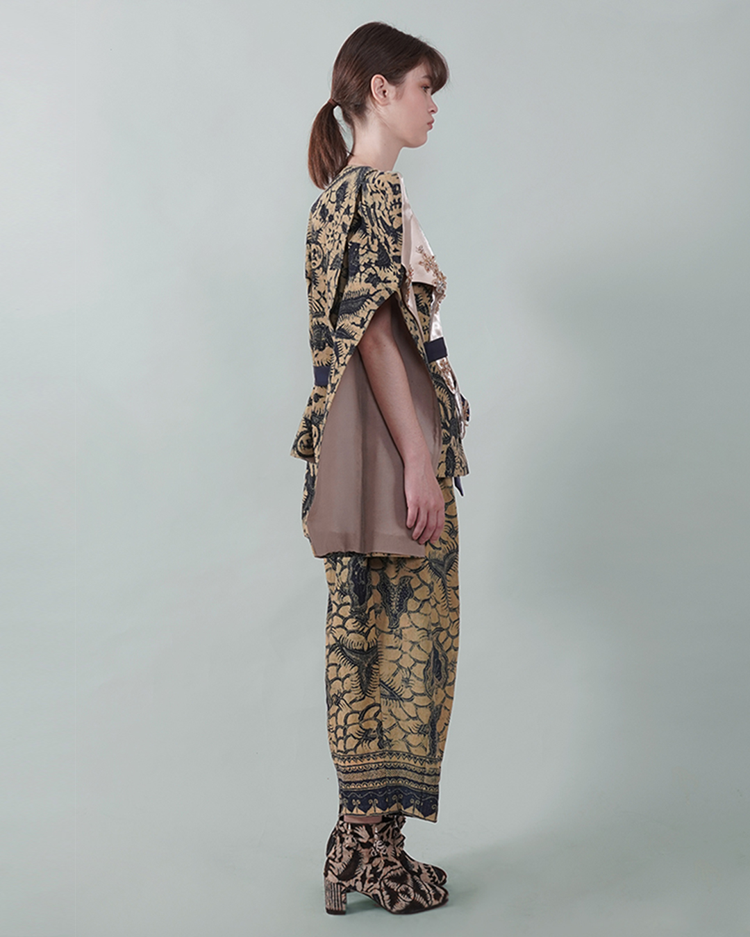 Mel Ahyar Archipelago - Kanismara Blazer Set - Image 7