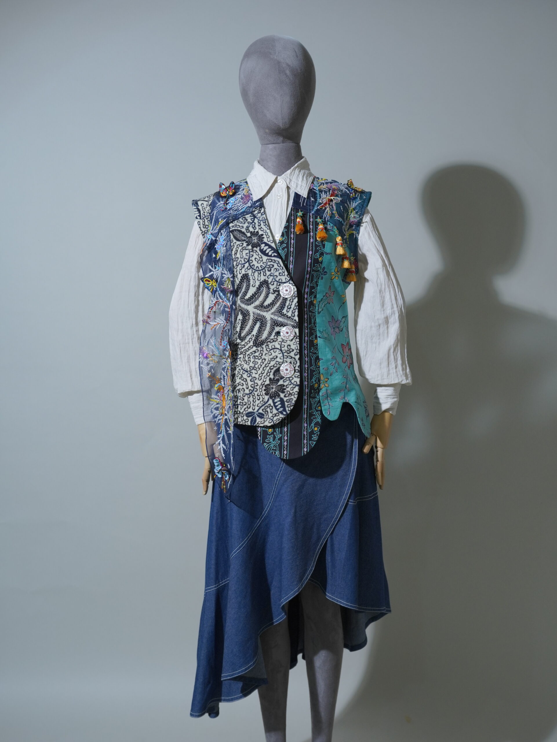 Mel Ahyar Archipelago Nini Vest - Image 5